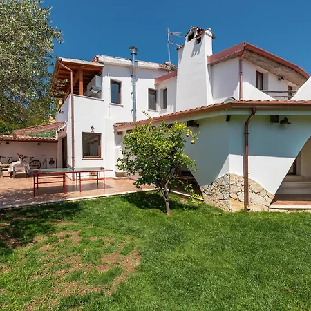 Eleonora App To 3 Vakantiehuis Capoterra